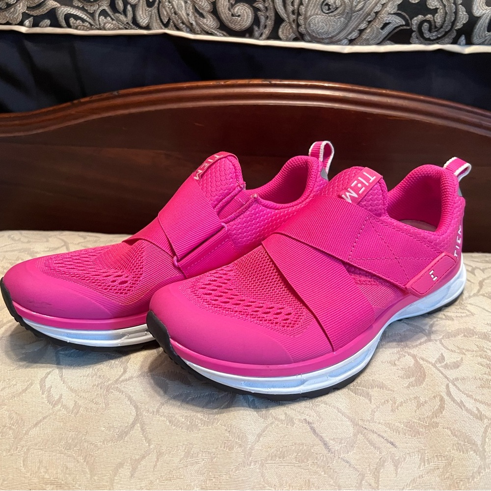 Tiem Pink Cycling Shoes Size 6